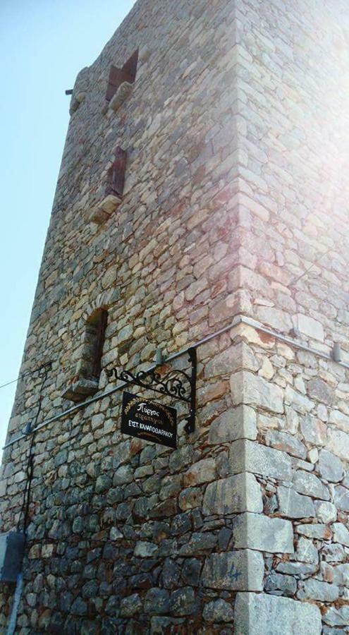 Апартаменты Charouda Stone Tower Pyrgos Dirou Экстерьер фото
